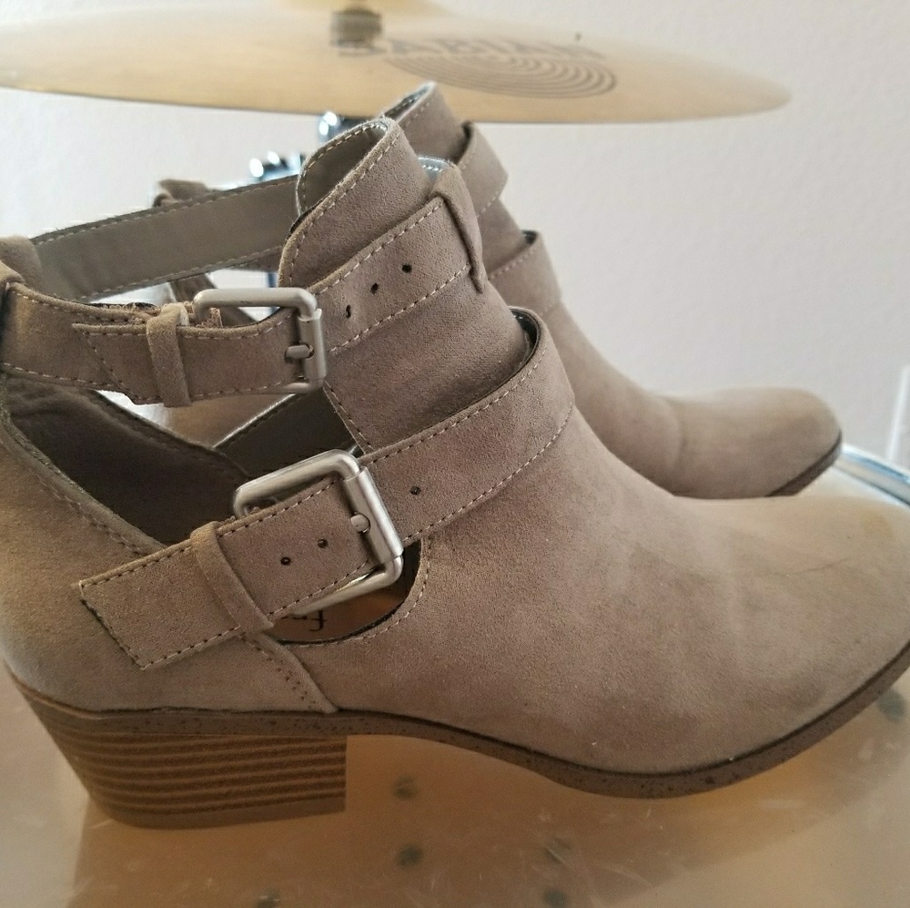 Francesca's Booties - Picture 1 of 8